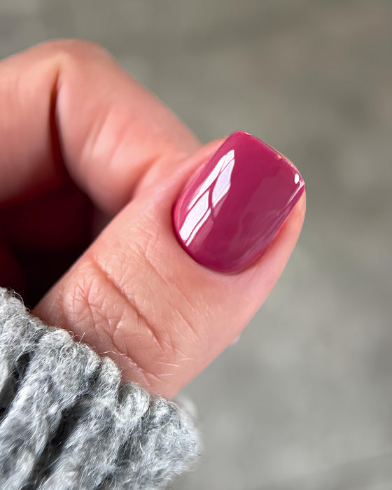 DARK GEL POLISH 044