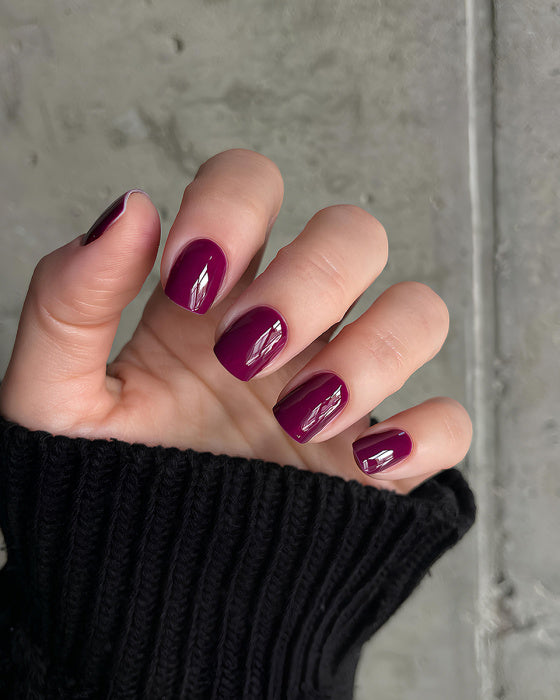DARK GEL POLISH 015