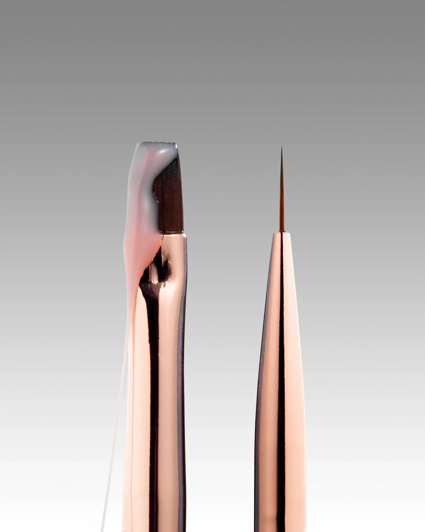 DARK DOUBLE-SIDED BEIGE BRUSH (11 MM LINER + 9 MM FLAT SQUARE GEL BRUSH)