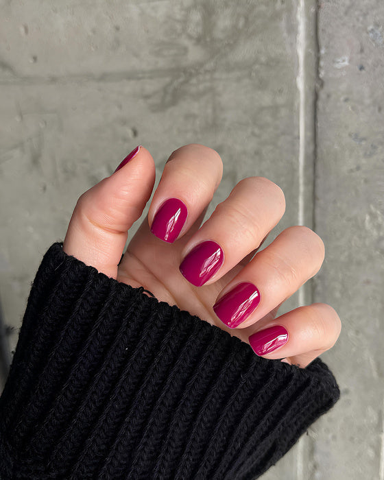 DARK GEL POLISH 014