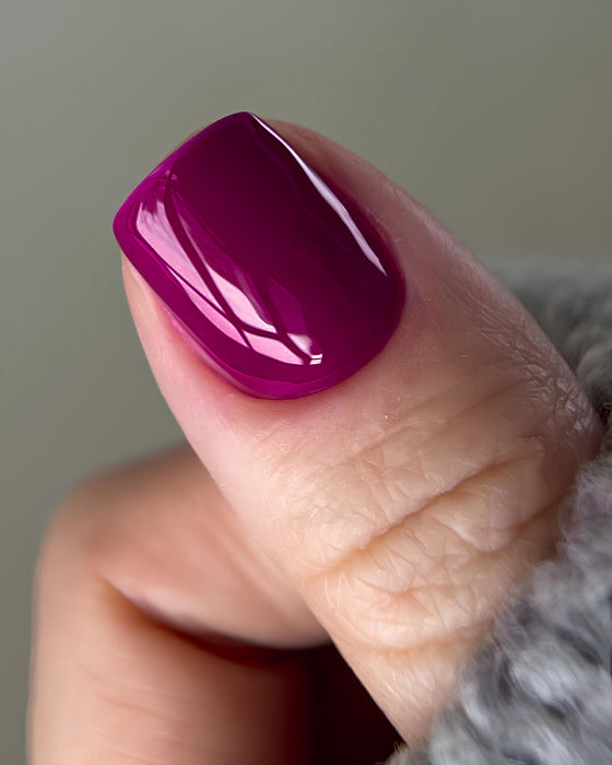 DARK GEL POLISH 012