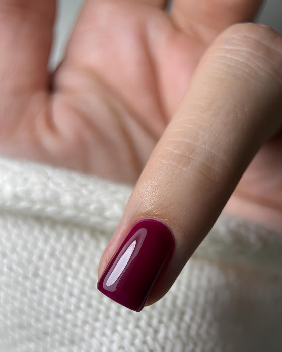 DARK GEL POLISH 011