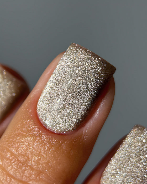 DARK GEL POLISH NIGHT CAT 01, 10 МL