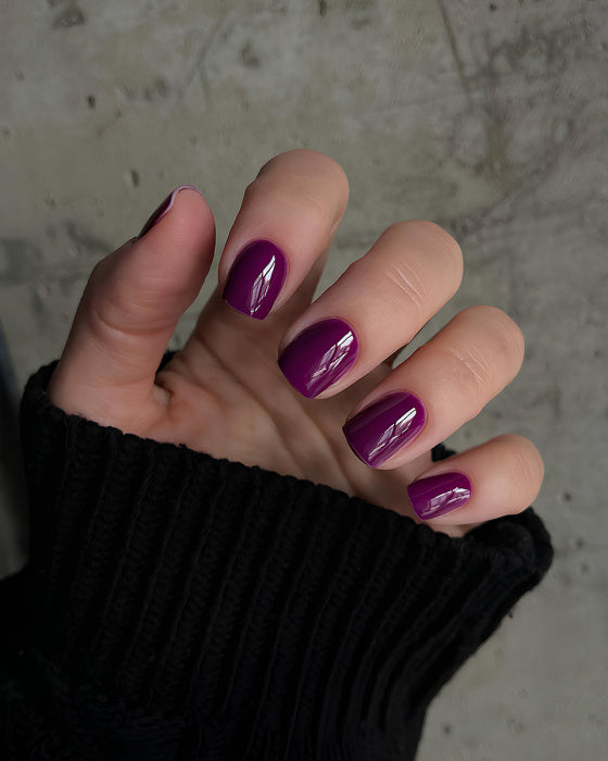 DARK GEL POLISH 016